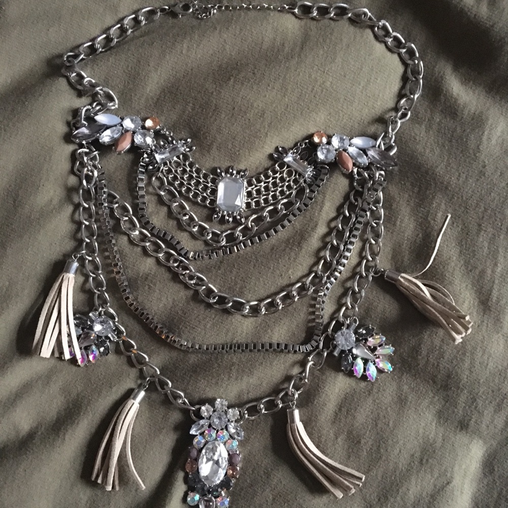 Statement necklace